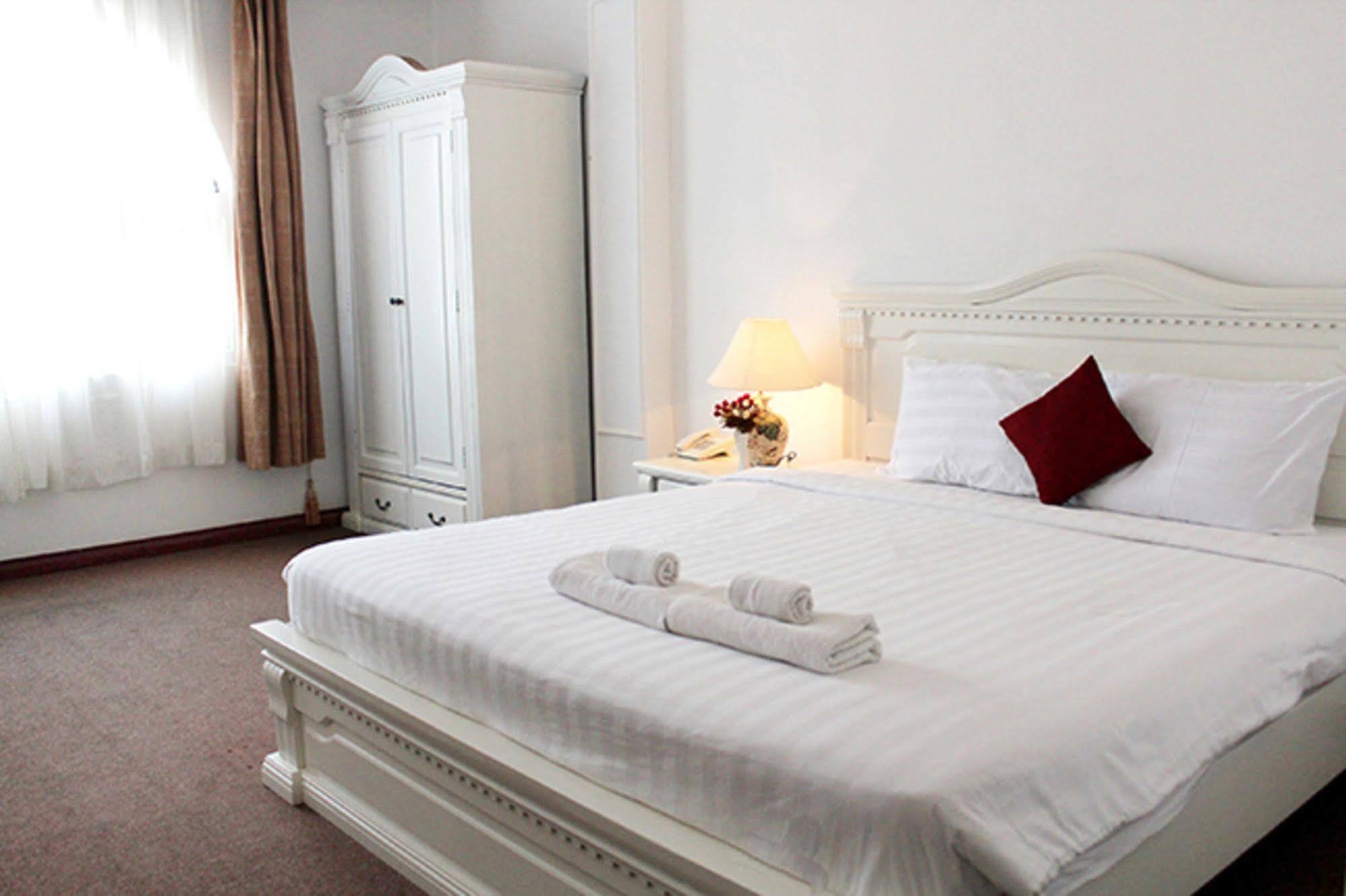 Bizu Boutique Phu My Hung Hotel 3*